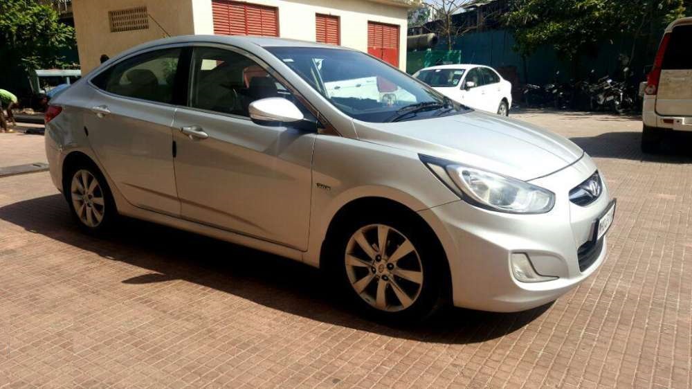 Used 2012 Hyundai Verna car in Mumbai for Rs. 575000