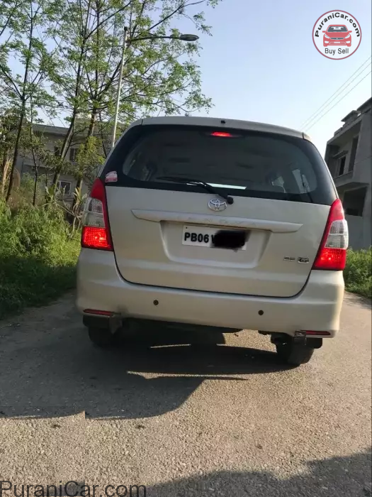 Used 2013 Toyota Innova car in Punjab for Rs. 1025000